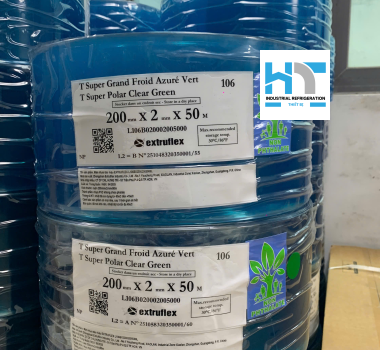Màn nhựa PVC màu xanh trong REF106 - R3003 (có gân)